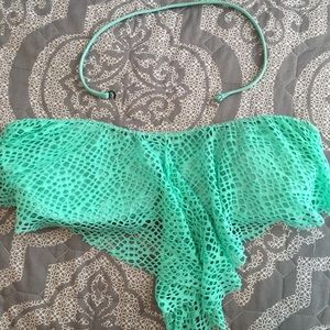 Women’s swim top